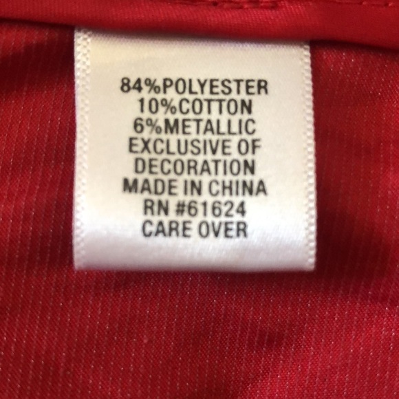 Women’s Laura Ashley Red Zip Front Jacket - Picture 6 of 6